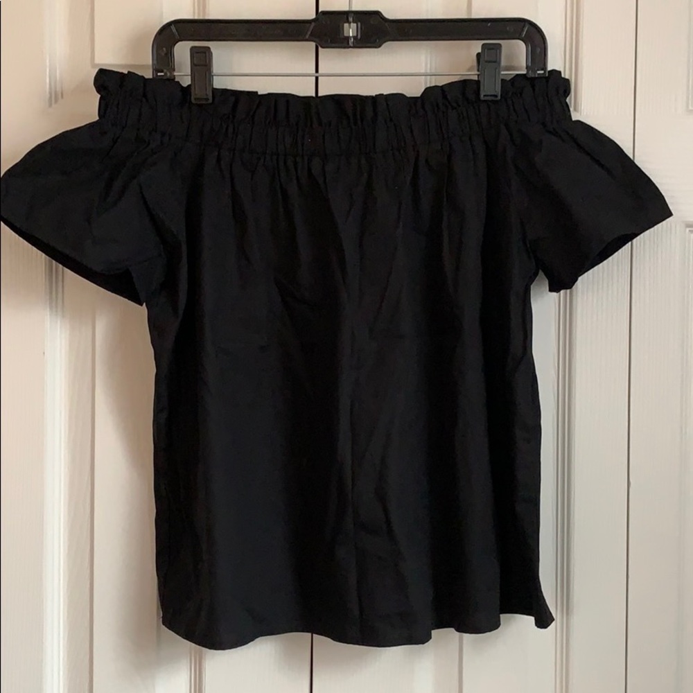 NWT! Off The Shoulder Ruffle Top -Forever 21